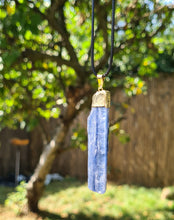 Load image into Gallery viewer, Blue Kyanite Pendant