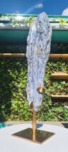 Load image into Gallery viewer, Blue Kyanite on gold custom made stand