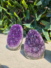 Load image into Gallery viewer, Purple only Amethyst from Uruguay high grade