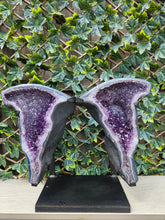 Load image into Gallery viewer, Amethyst angel wings - Statement Crystals - Butterfly wings