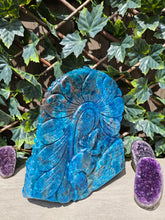 Load image into Gallery viewer, Lord Ganesha in Ashirvad posture Gesture of Blessing Apatite from brazil