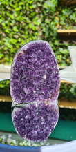 Load image into Gallery viewer, Purple only Amethyst from Uruguay high grade