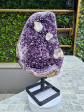 Load image into Gallery viewer, Amethyst on spinning stand with Calcite from Uruguay - Spinning reflection Active