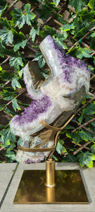 TREX AMETHYST ON SPINNING STAND