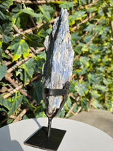 Load image into Gallery viewer, Blue Kyanite on custom made stand
