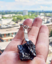 Load image into Gallery viewer, Elite Shungite Noble Shungite Raw Karelia 5g to 50g.
