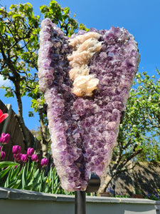Amethyst Shield with calcite on stand : Three doves