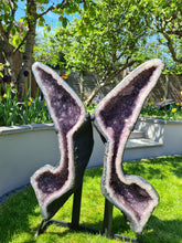 Load image into Gallery viewer, Amethyst Butterfly Angel wings with standing Crystal - APATURA IRIS
