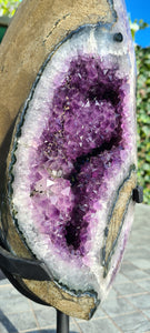 Amethyst from Uruguay ultra high grade ++ on stand - The VJJ