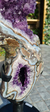 Load image into Gallery viewer, SPINNING AMETHYST ON STAND - STUNNING PATTERNS - SITTING COBRA
