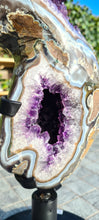 Load image into Gallery viewer, SPINNING AMETHYST ON STAND - STUNNING PATTERNS - SITTING COBRA
